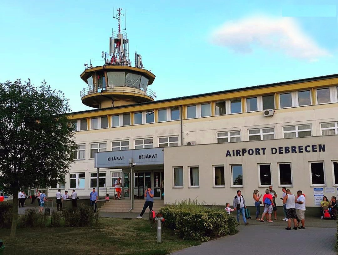 Cum ajung la Aeroportul Internațional Debrecen